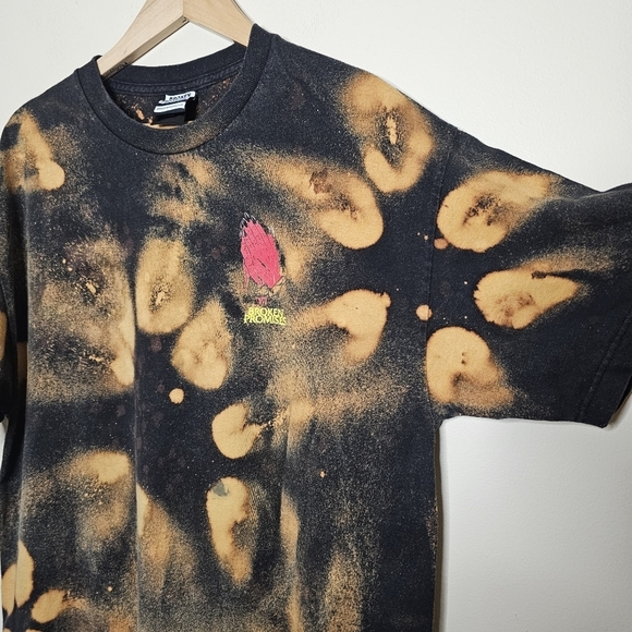 Broken Promises Devil as the Priest Acid Washed Graphic Tee Size Medium - Picture 9 of 11